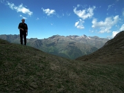 71 verso il Pradella, il Salina, le cime di Valsanguigno...
